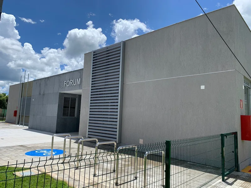 Fórum do Tribunal de Justiça em Manga